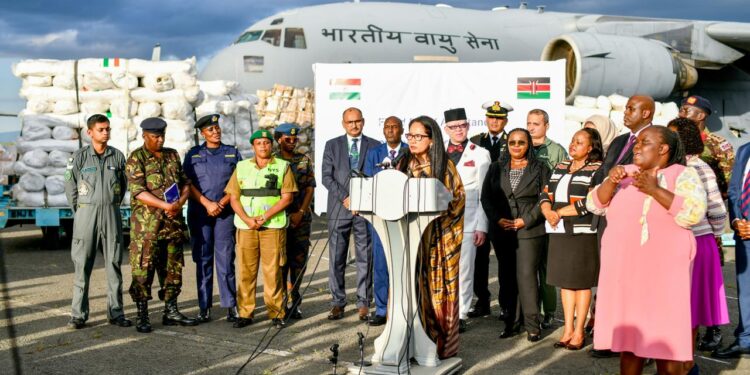 India donates 40 tonnes of relief for flood victims in Kenya