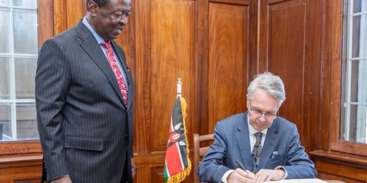 Kenya’s concern over flow of arms into Sudan faces scrutiny over RSF links