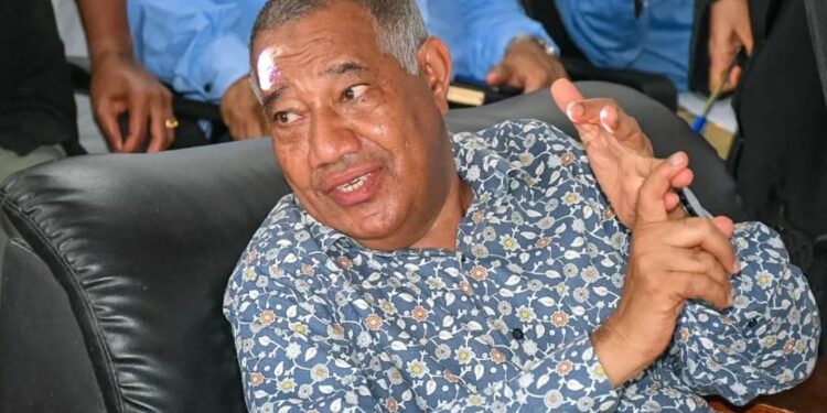 Lamu governor urges Dangote to protect ocean as refinery takes off